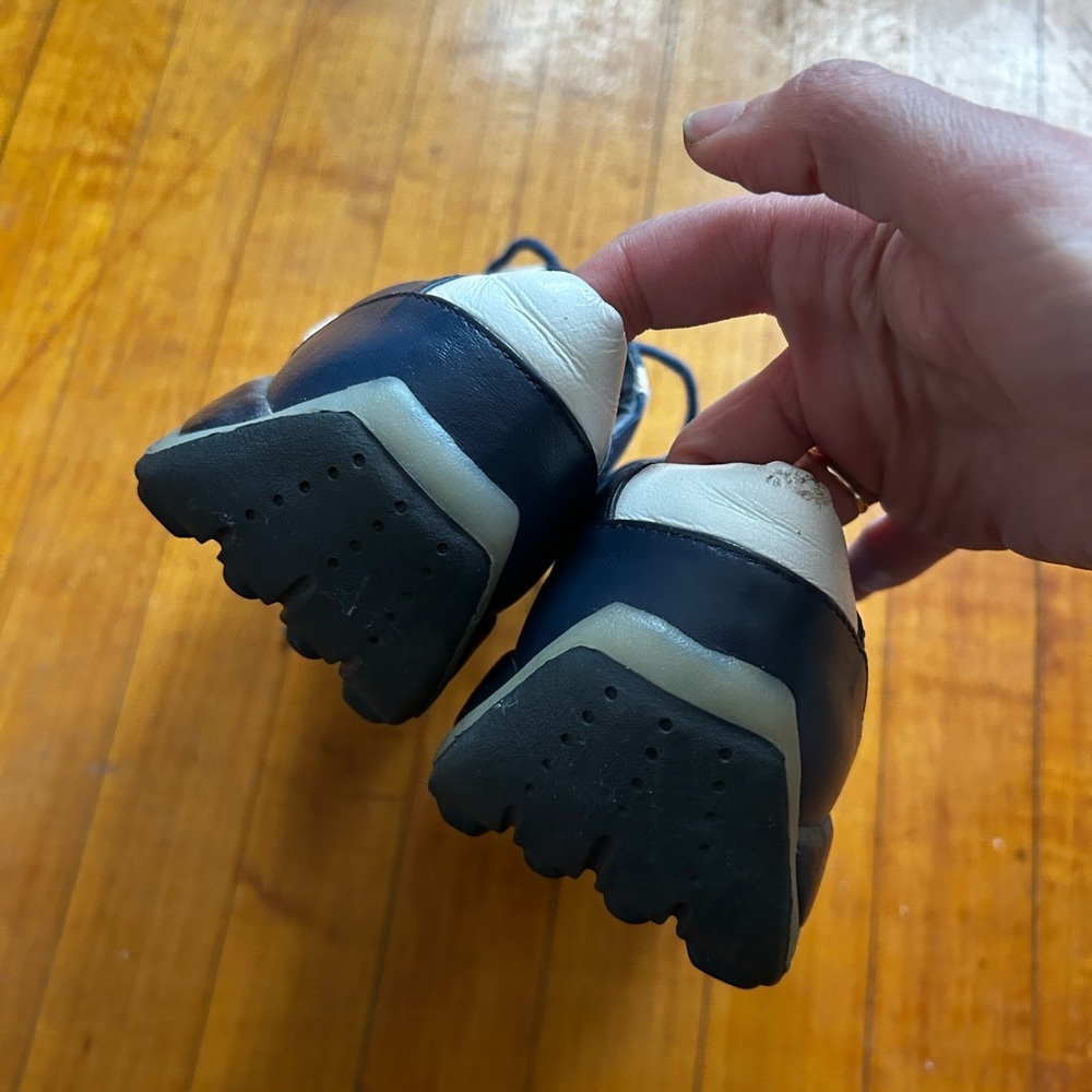 Guess Leather Driving Sneakers - Picture 5 of 7